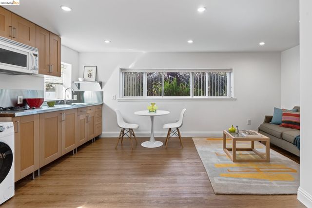 1220 Channing Way, Berkeley, CA 94702
