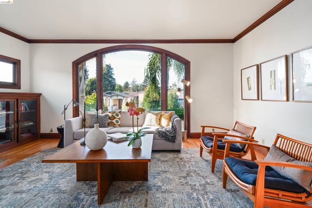1220 Channing Way, Berkeley, CA 94702