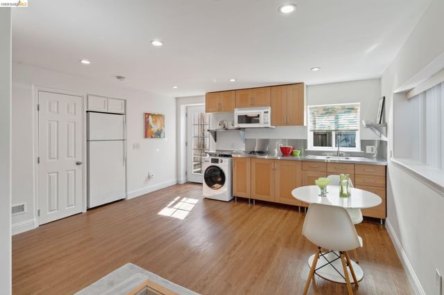 1220 Channing Way, Berkeley, CA 94702