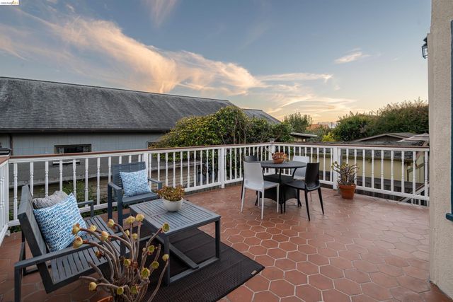 1220 Channing Way, Berkeley, CA 94702