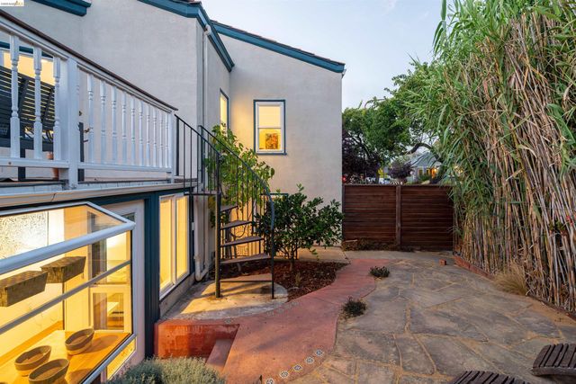 1220 Channing Way, Berkeley, CA 94702