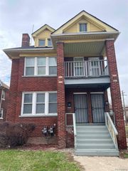 2002 Clements Street, Detroit, MI 48238