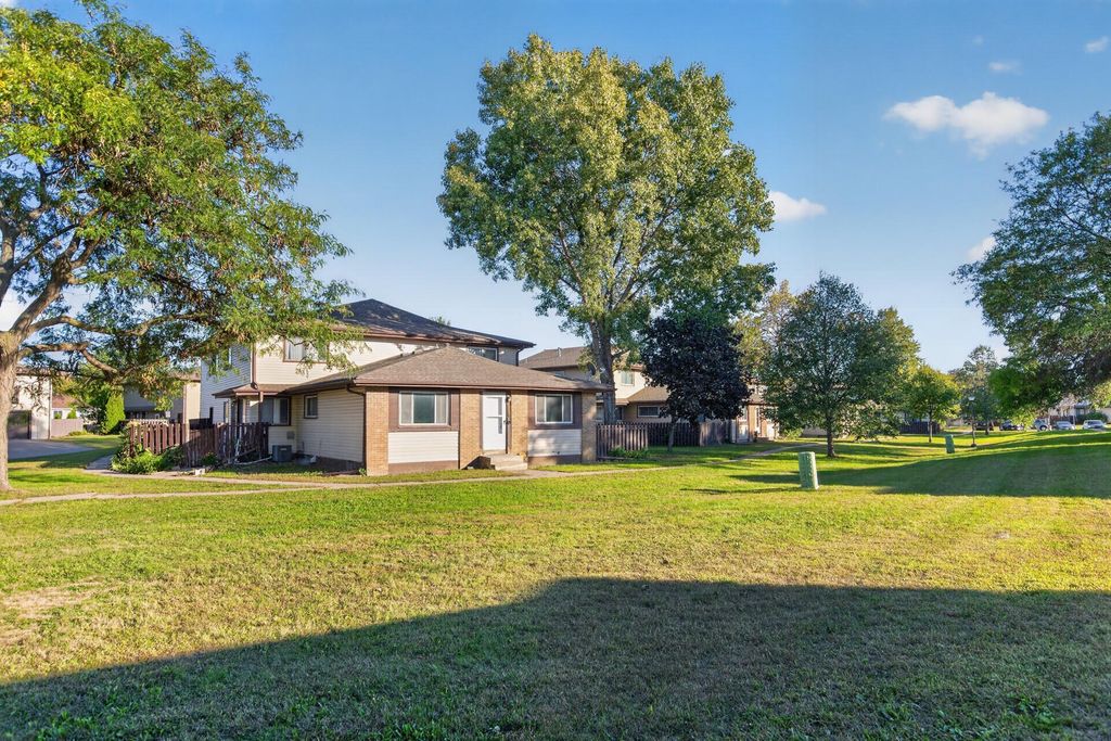 6335 84th Court N, Brooklyn Park, MN 55445 — exterior