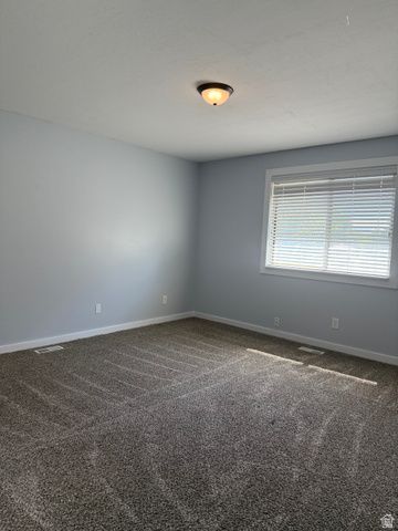 9892 S ROSEBORO RD, Sandy, UT 84092