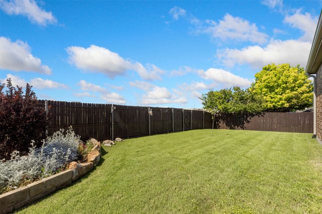 8012 Vista Creek Lane, Sachse, TX 75048