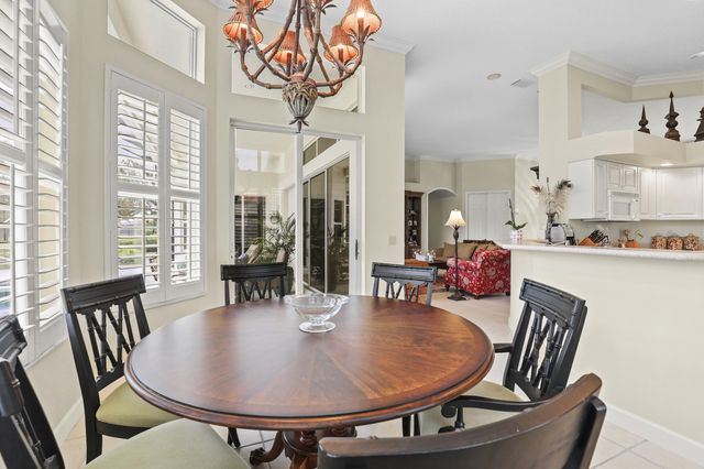 2225 SW Oakhill Way, Palm City, FL 34990