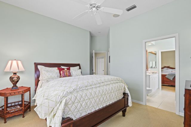 2225 SW Oakhill Way, Palm City, FL 34990