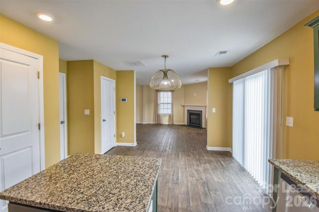 2038 Pippen Avenue, Charlotte, NC 28215