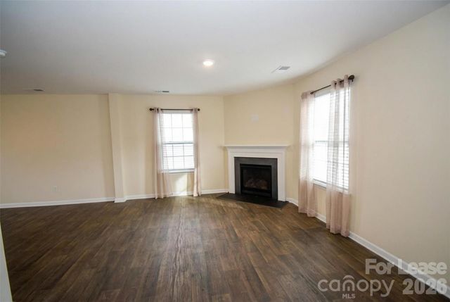 2038 Pippen Avenue, Charlotte, NC 28215