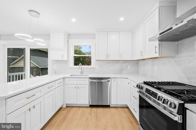 520 FAIRVIEW AVE, Hammonton, NJ 08037