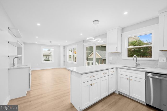 520 FAIRVIEW AVE, Hammonton, NJ 08037