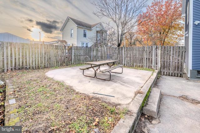 520 FAIRVIEW AVE, Hammonton, NJ 08037