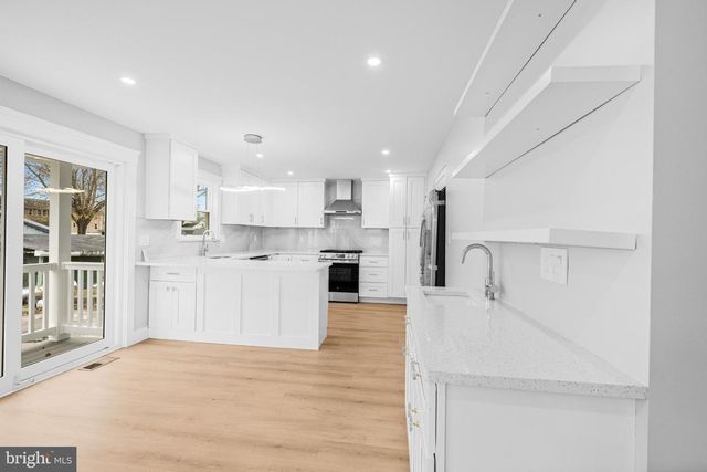 520 FAIRVIEW AVE, Hammonton, NJ 08037