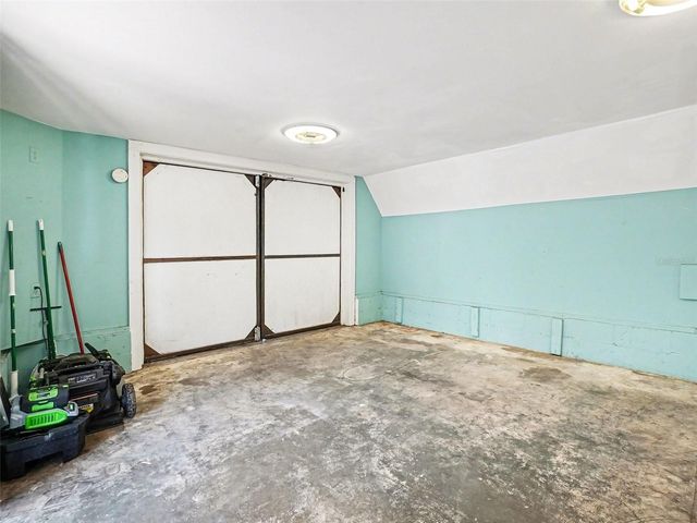 1725 HAMILTON STREET N, Eustis, FL 32726