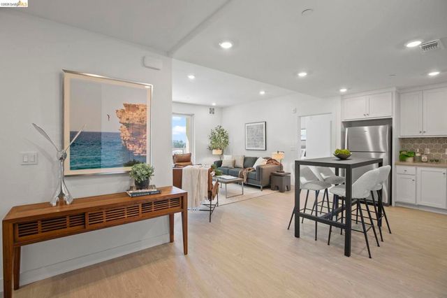 500 Somi Ct 307, Hayward, CA 94544