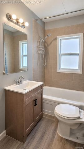7542 Meadow Avenue, Warren, MI 48091