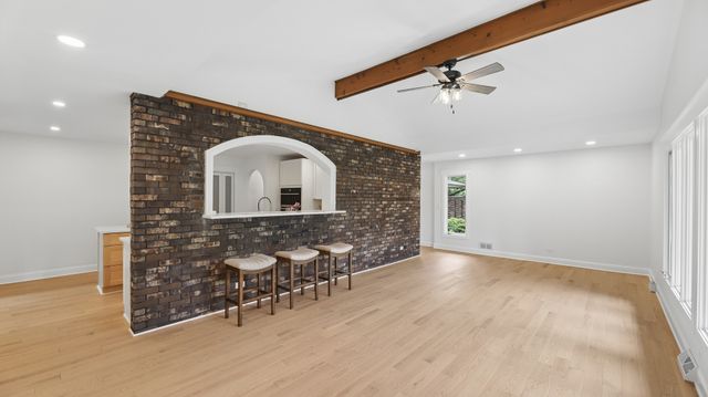 28W521 Purnell Road, West Chicago, IL 60185