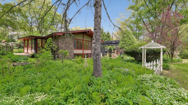 28W521 Purnell Road, West Chicago, IL 60185