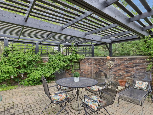 28W521 Purnell Road, West Chicago, IL 60185