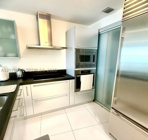 18201 Collins Ave 908, Sunny Isles Beach, FL 33160