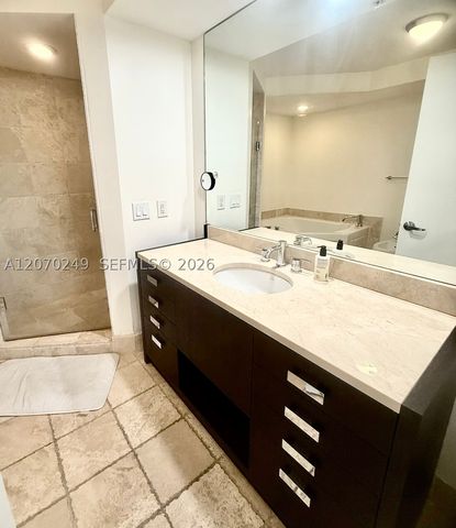 18201 Collins Ave 908, Sunny Isles Beach, FL 33160