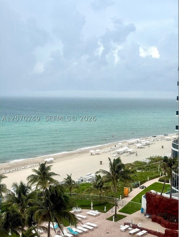 18201 Collins Ave 908, Sunny Isles Beach, FL 33160
