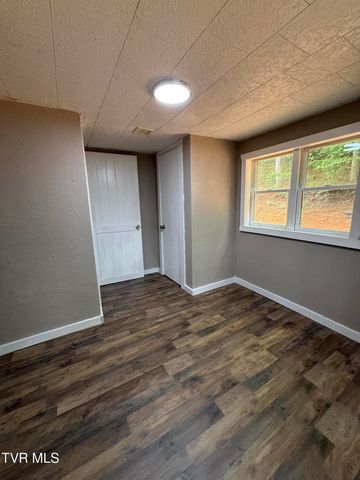 426 War Valley Road, Church Hill, TN 37642