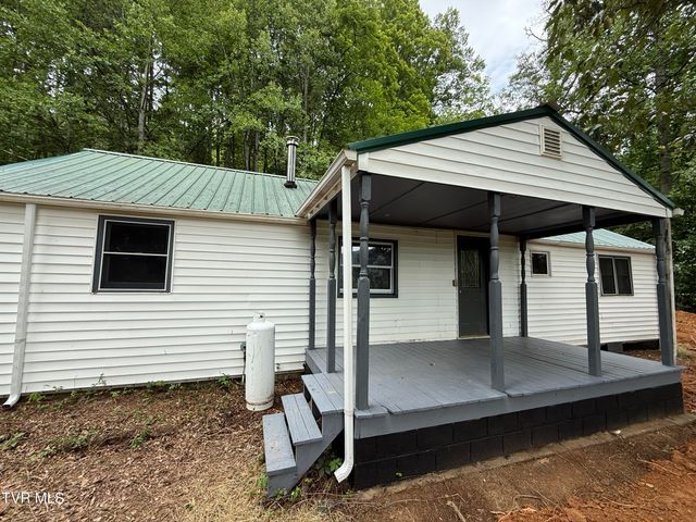 426 War Valley Road, Church Hill, TN 37642