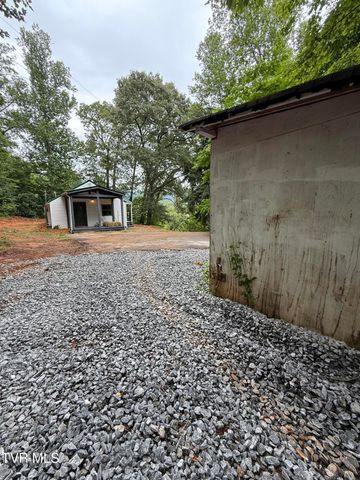 426 War Valley Road, Church Hill, TN 37642