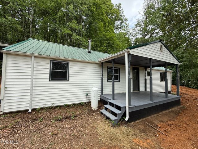 426 War Valley Road, Church Hill, TN 37642