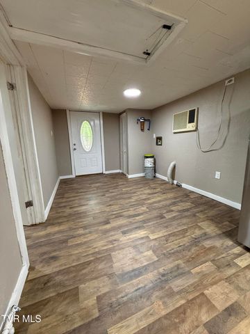 426 War Valley Road, Church Hill, TN 37642