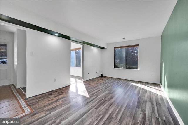 31-1 WISTER, Reading, PA 19606