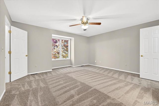 3604 Sherman Park Drive 7D, St Charles, MO 63303