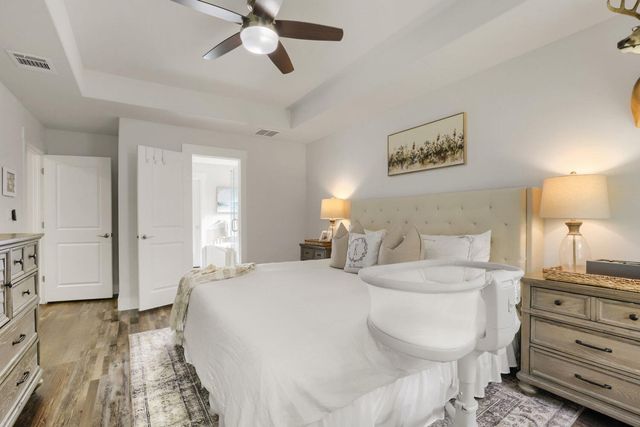 6101 Cimmaron TRL, Lago Vista, TX 78645