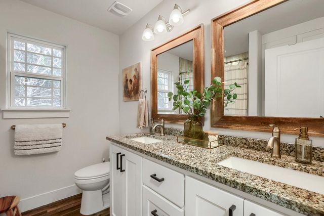 6101 Cimmaron TRL, Lago Vista, TX 78645