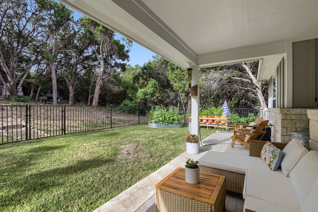 6101 Cimmaron TRL, Lago Vista, TX 78645