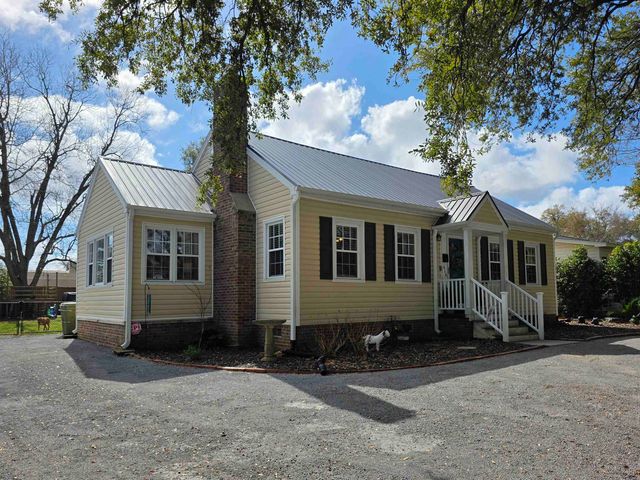 616 Marshview Ln., Georgetown, SC 29440