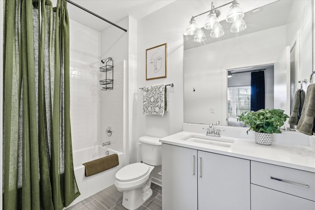 707 26th Ave N Apt 210, Nashville, TN 37208