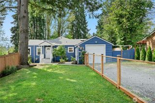 20055 25th Avenue NE, Shoreline, WA 98155