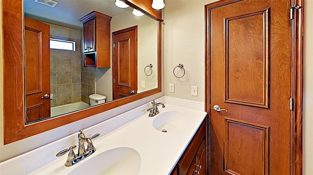 1725 NW 185th Street, Edmond, OK 73012