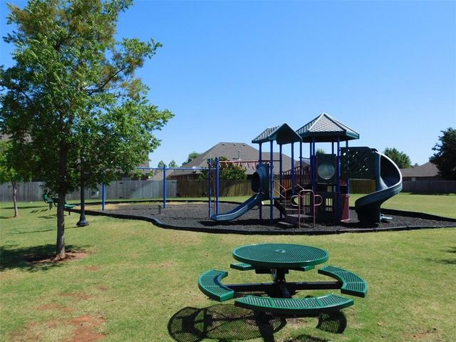1725 NW 185th Street, Edmond, OK 73012