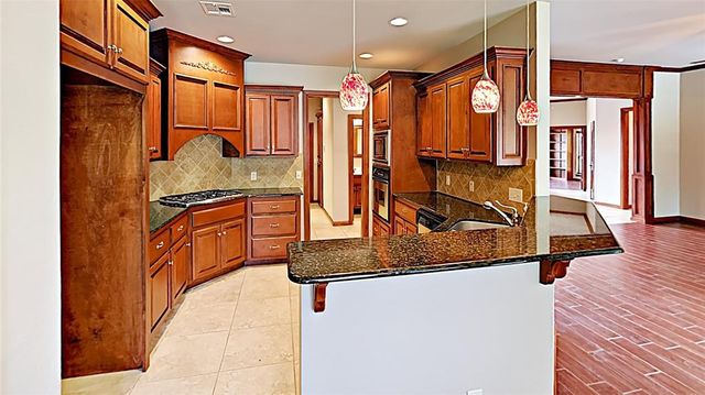 1725 NW 185th Street, Edmond, OK 73012