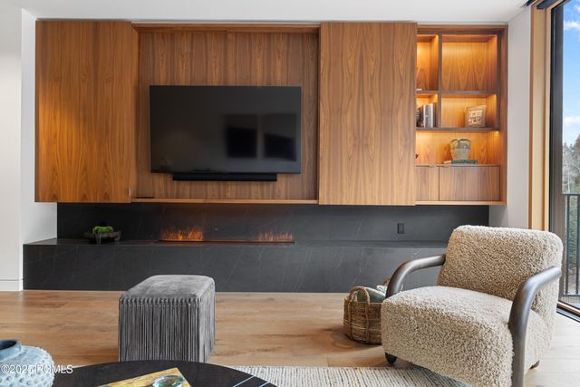 3267 W Deer Hollow Road 2402, Park City, UT 84060