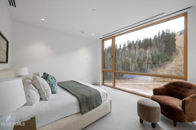 3267 W Deer Hollow Road 2402, Park City, UT 84060