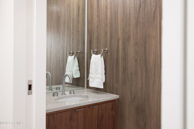 3267 W Deer Hollow Road 2402, Park City, UT 84060