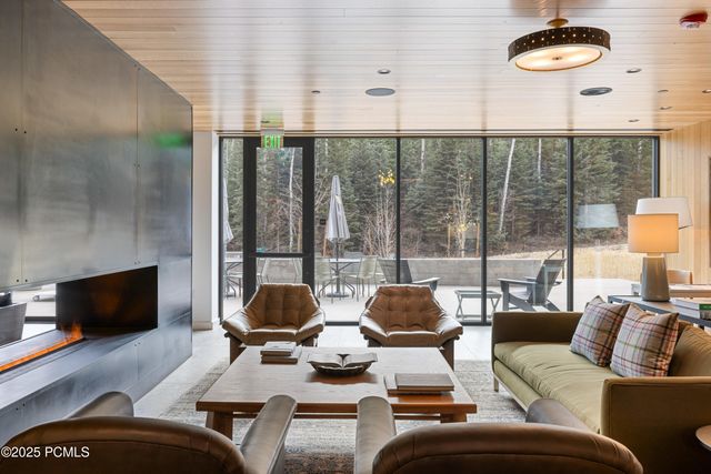 3267 W Deer Hollow Road 2402, Park City, UT 84060
