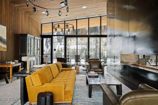 3267 W Deer Hollow Road 2402, Park City, UT 84060