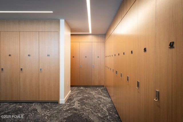 3267 W Deer Hollow Road 2402, Park City, UT 84060