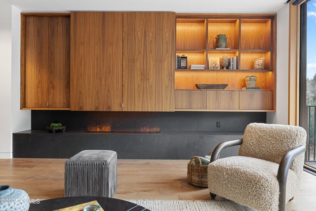 3267 W Deer Hollow Road 2402, Park City, UT 84060