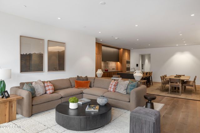 3267 W Deer Hollow Road 2402, Park City, UT 84060